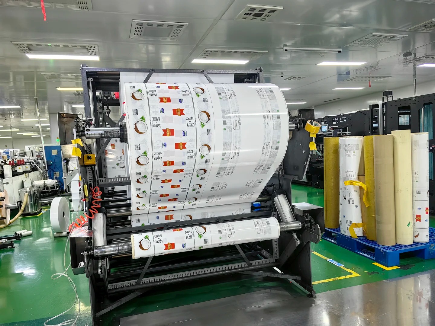 Huilong packaging workshop